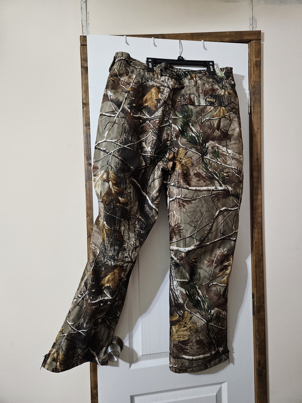 Rocky Men’s Realtree AP HD Pattern Camo Cargo Pants - Brown/Green